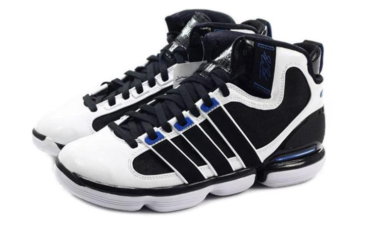 Reebok推出全新EngineLT与A26篮球鞋专为WNBA设计(图1)