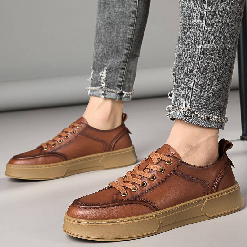 风靡时尚圈的4款sneaker出街时髦圣品(图1)